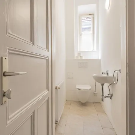 Whats * Γκρατς